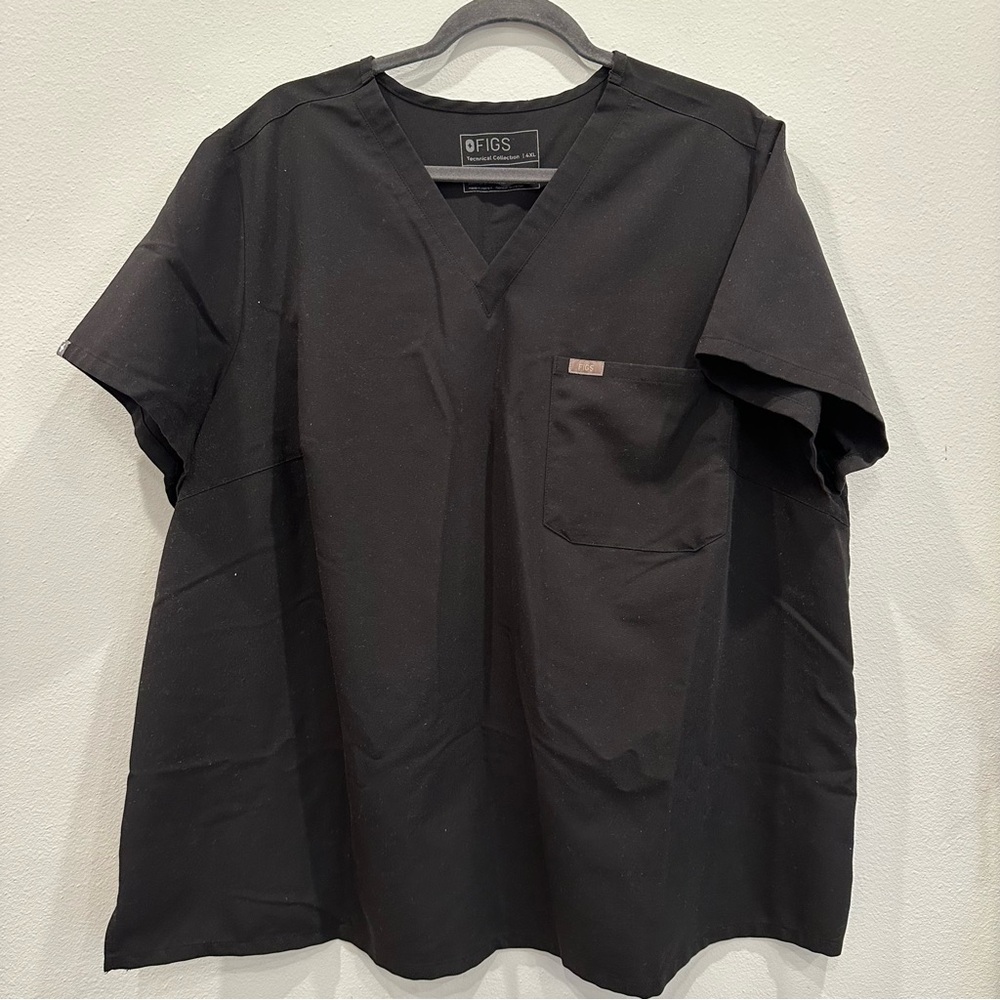 Figs Black Catarina One Pocket Scrub Top size 4XL 4X
